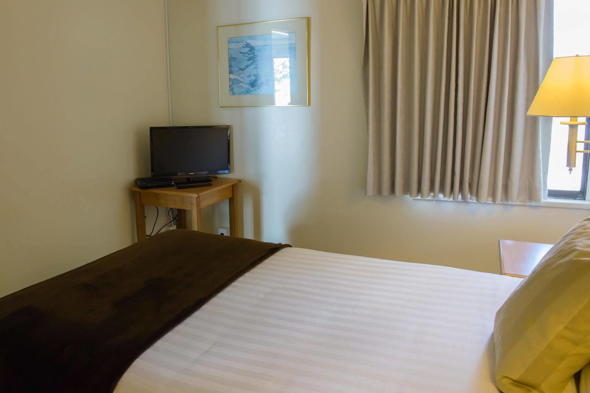 Driftwood Inn Sechelt Extérieur photo