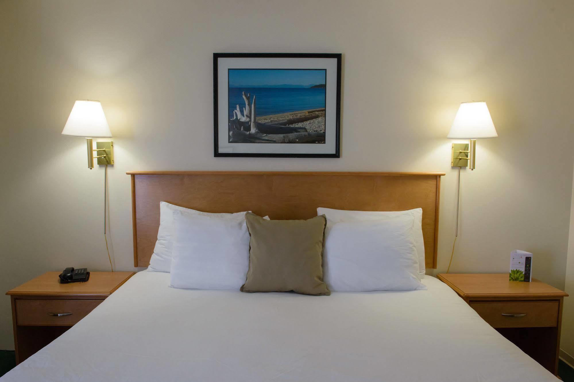 Driftwood Inn Sechelt Extérieur photo