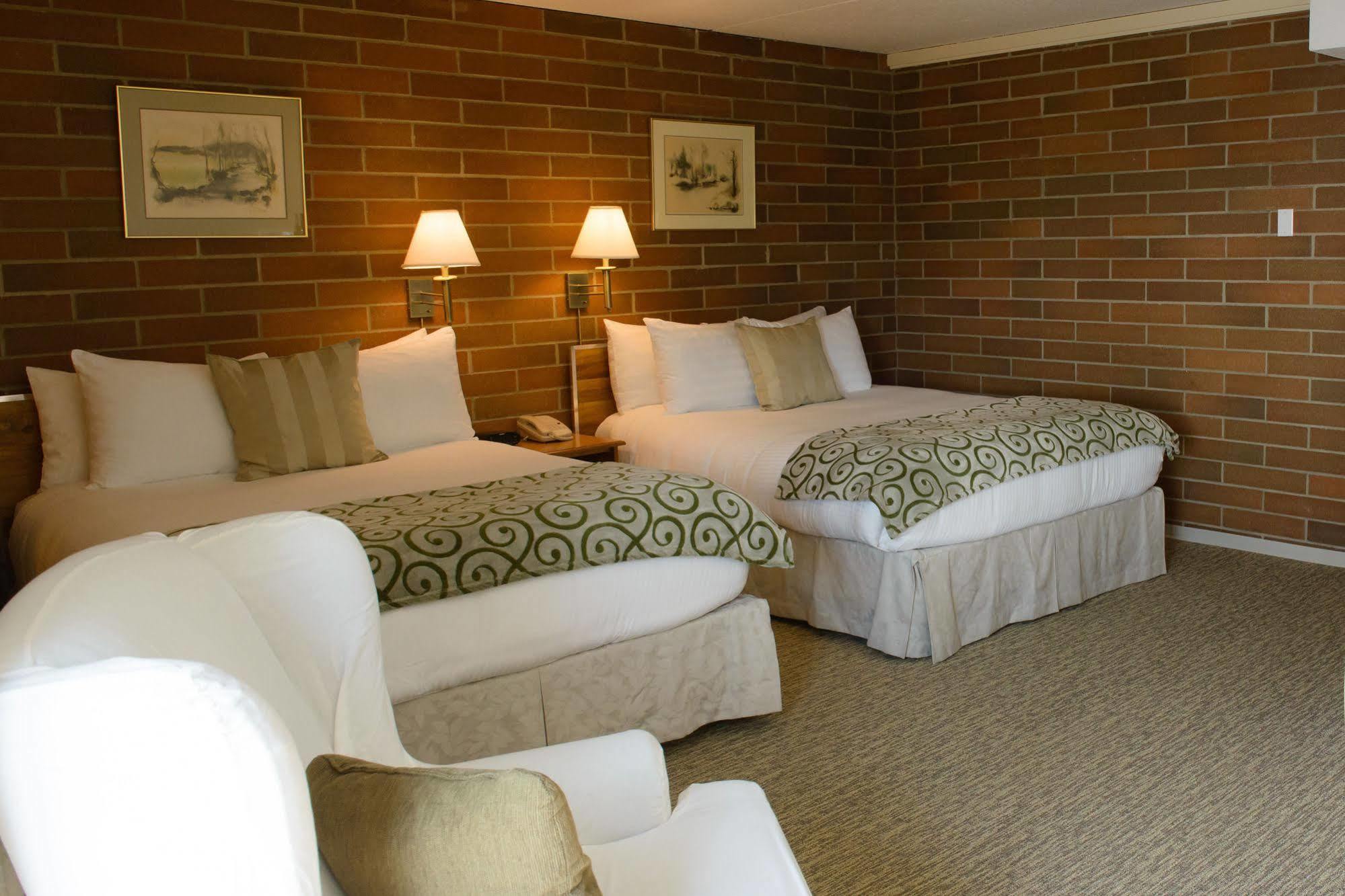 Driftwood Inn Sechelt Extérieur photo