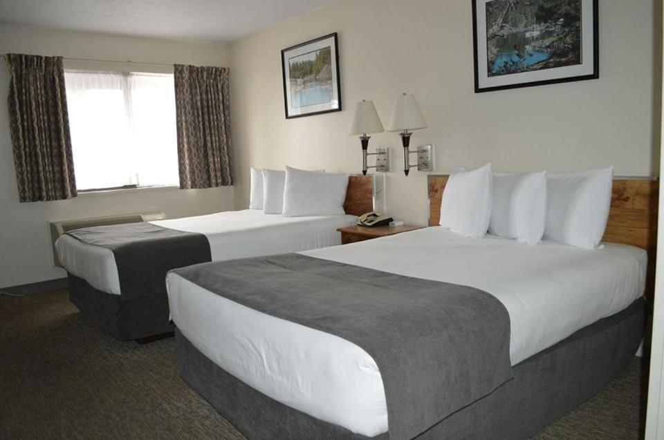 Driftwood Inn Sechelt Extérieur photo